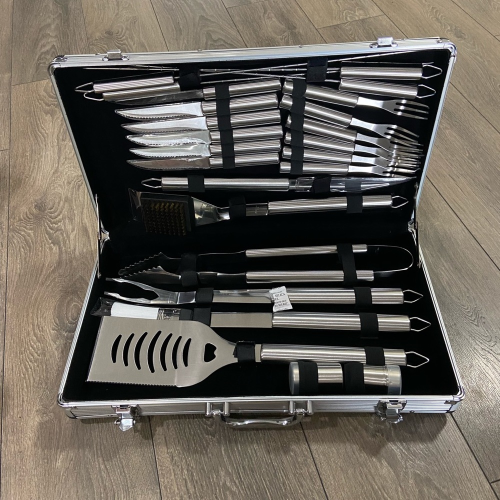 Brand new outdoor cutlery set